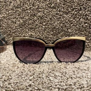 Cute gold rim glasses